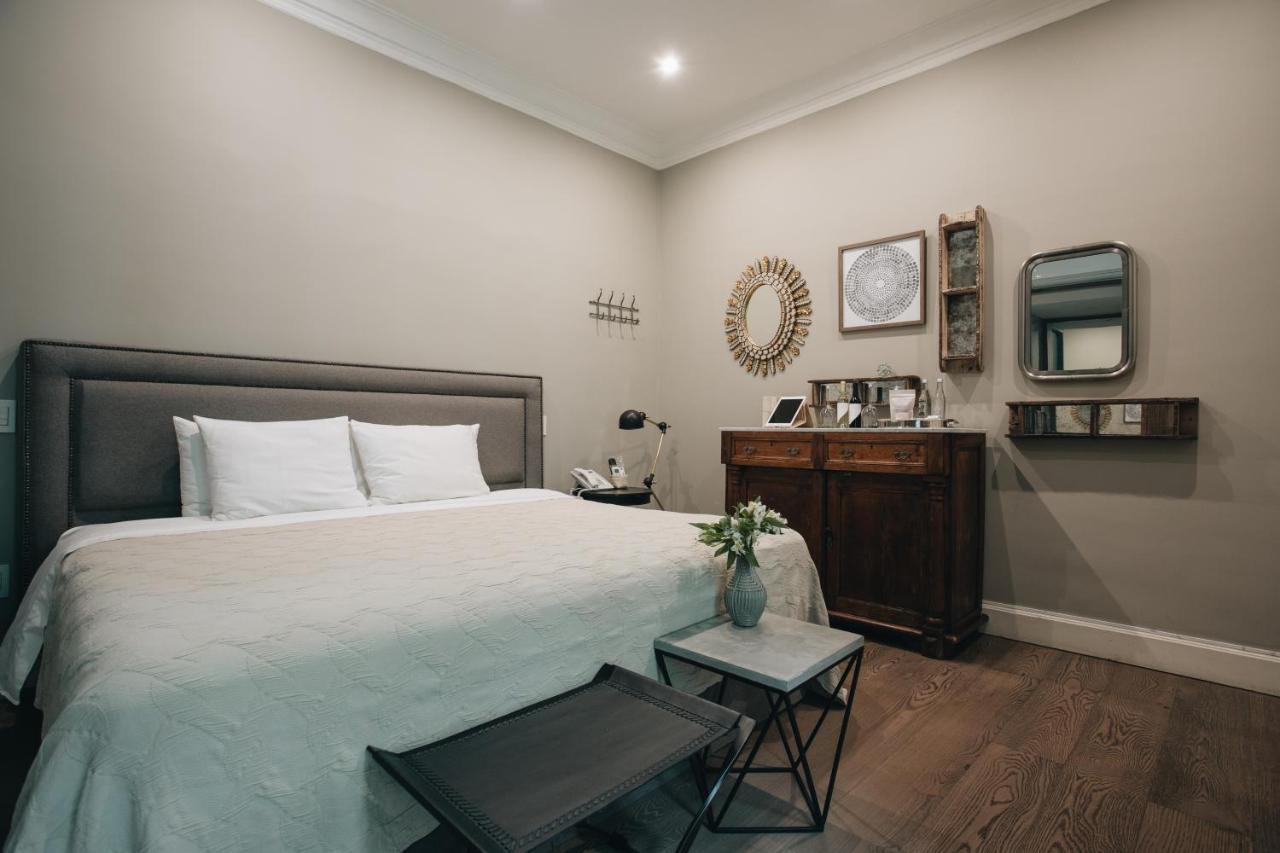 Couette-café Nima Local House & 4*